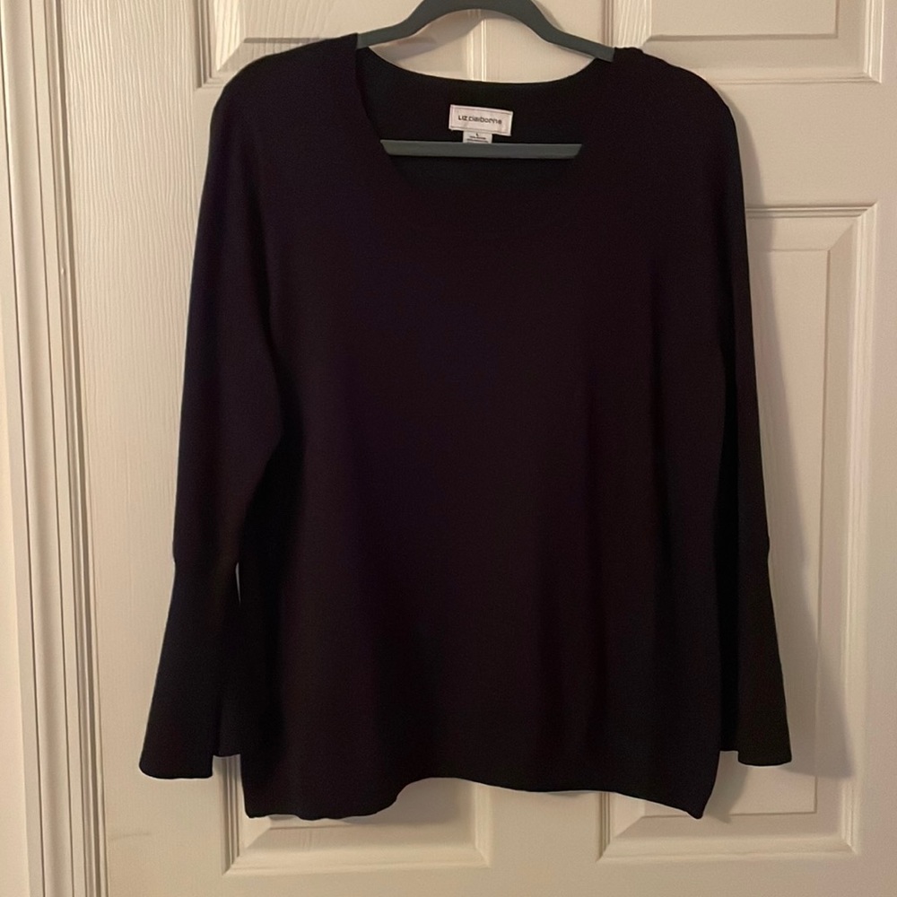 Liz Claiborne navy 3/4 length bell sleeve sweater. Size Large.